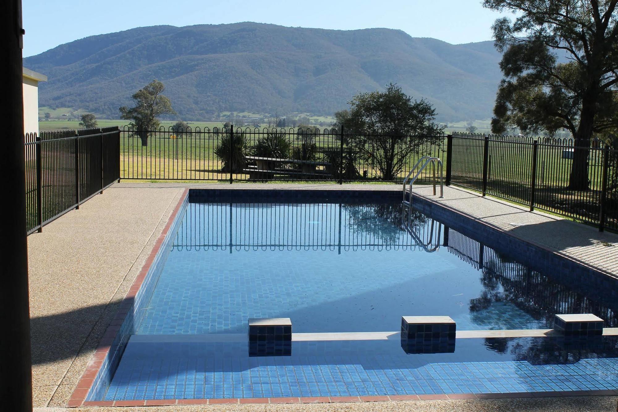 Mountain View Motel Corryong Buitenkant foto