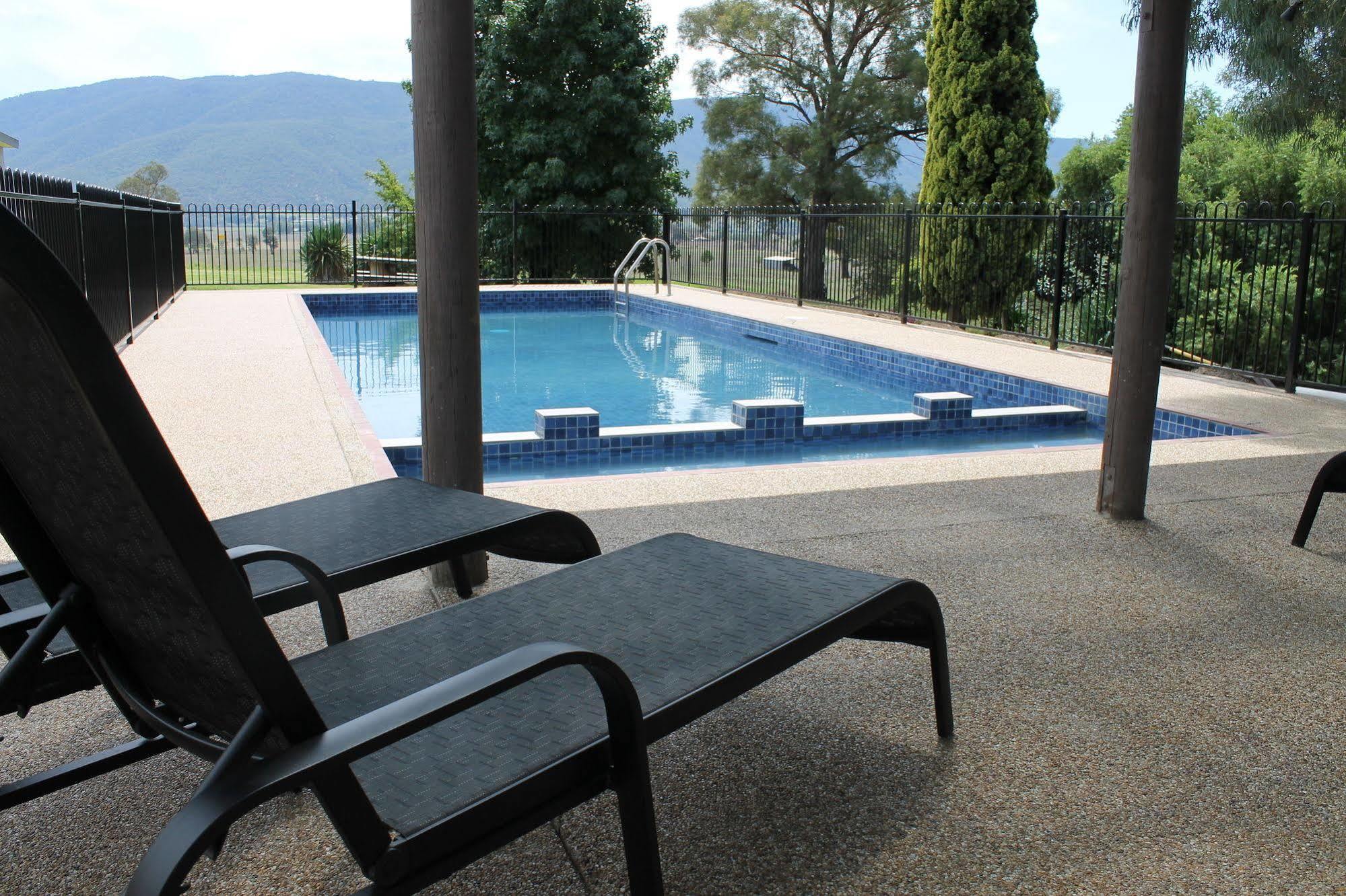 Mountain View Motel Corryong Buitenkant foto