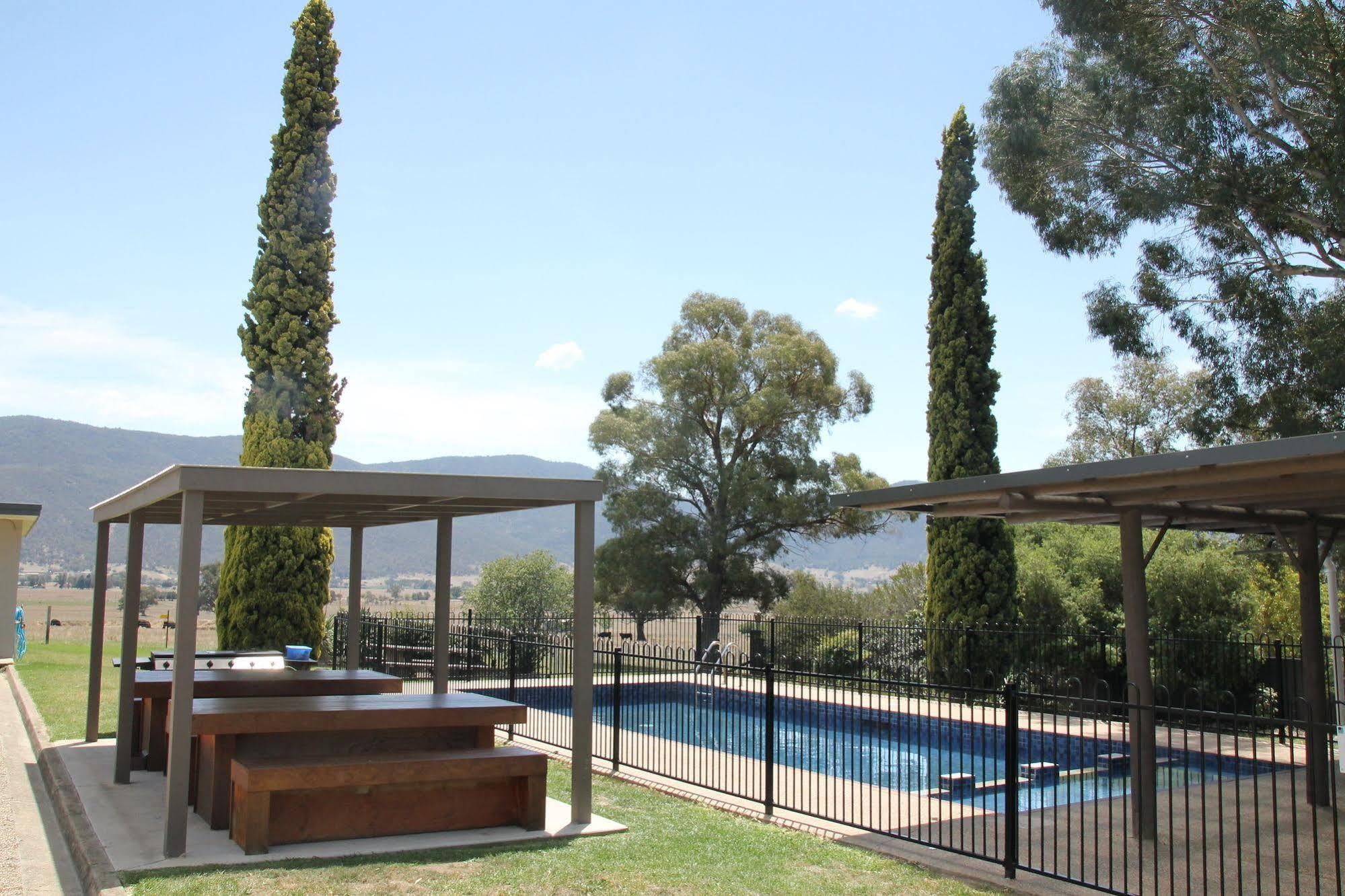 Mountain View Motel Corryong Buitenkant foto