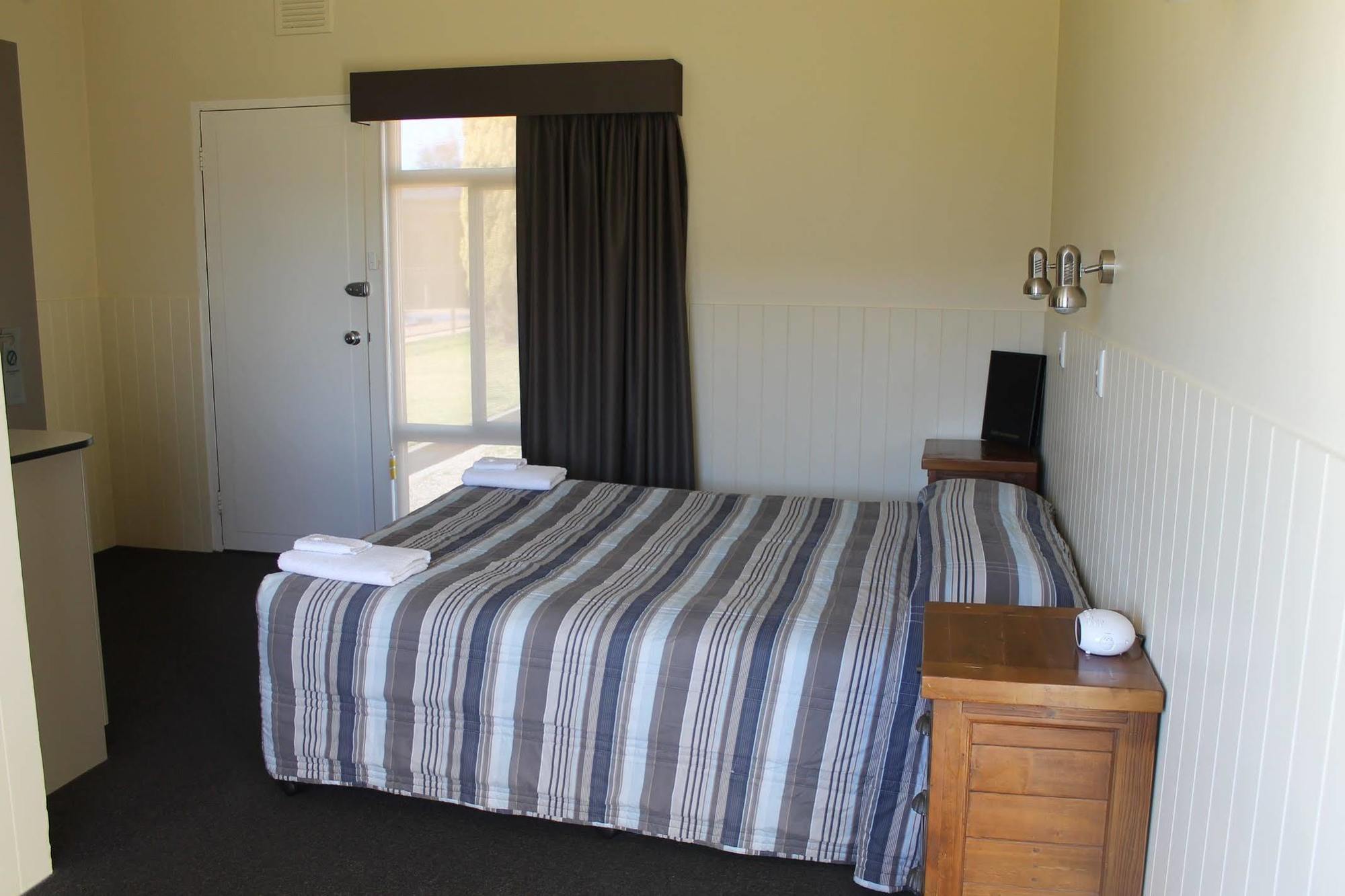 Mountain View Motel Corryong Buitenkant foto
